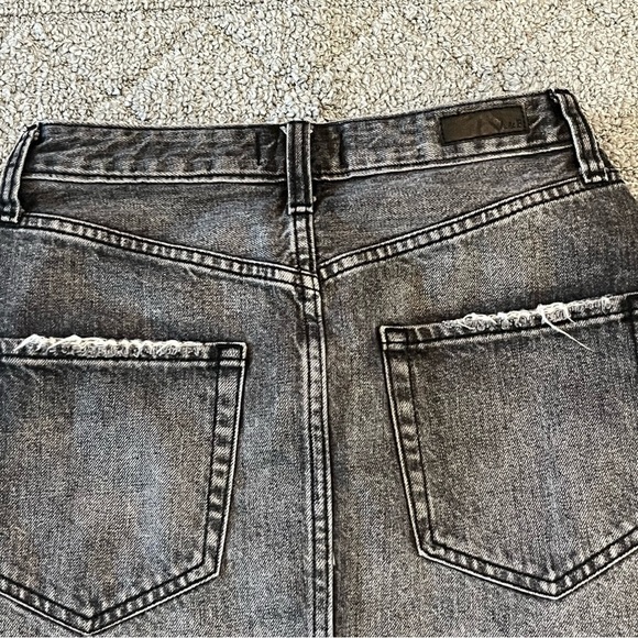 Abercrombie & Fitch Skirt Womens Size 26 Black Embroidered Floral Denim Jean - Picture 8 of 9